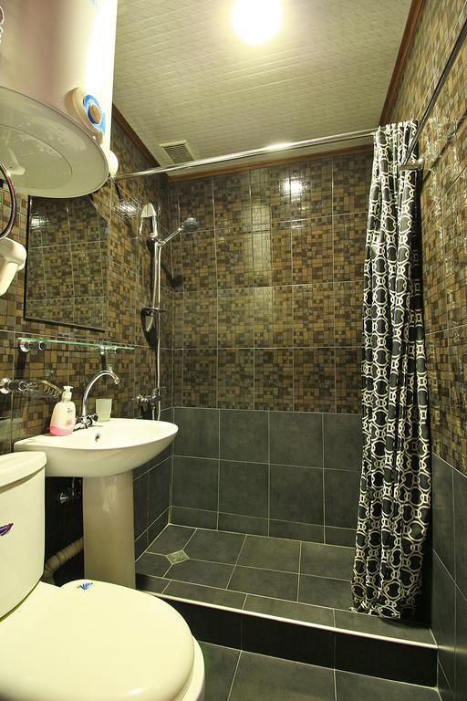 Babilina Hotel Tbilisi ภายนอก รูปภาพ