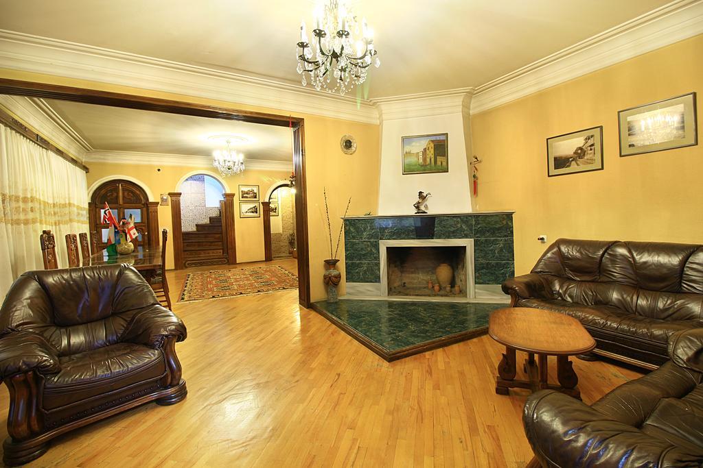 Babilina Hotel Tbilisi ภายนอก รูปภาพ